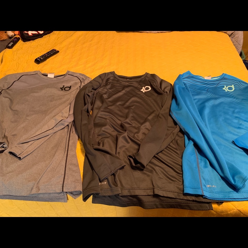 Lot of three Nike dri fit